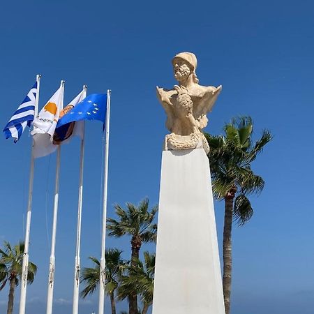 Larnaca Beach Apartment 1A 外观 照片