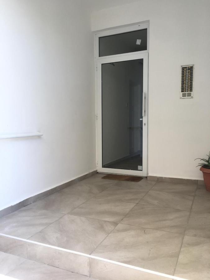 Larnaca Beach Apartment 1A 外观 照片